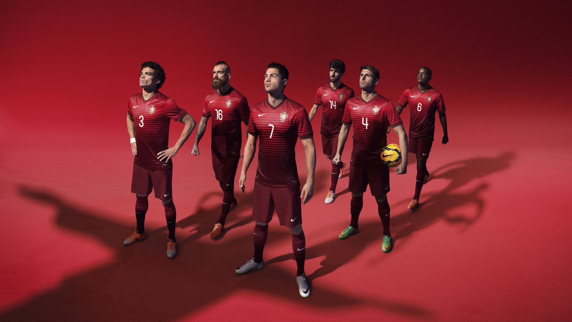 开云平台-压哨绝杀！深圳塔图姆一球定江山，逆境中的英雄主义