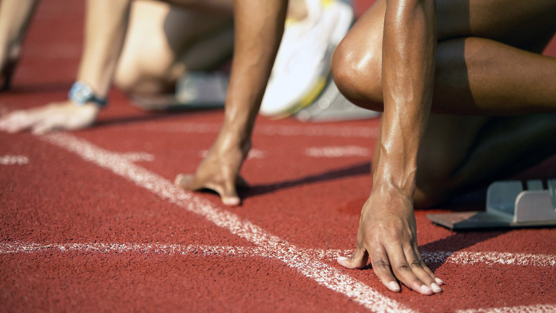 骑士防守神话!戈贝尔34+19打崩黄蜂,他真是联盟最被低估的巨人?