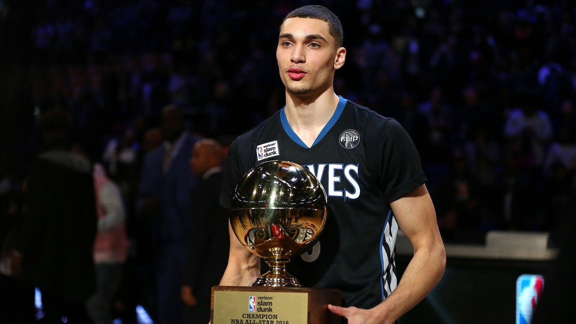 撕裂对手的后防,佩德里用一场大师级表演宣告,未来已来!